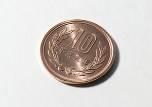 投資で利益を得るために使えるサイト