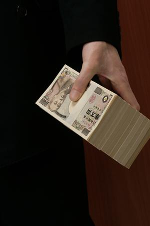 給与計算業務をプロが代行してくれます